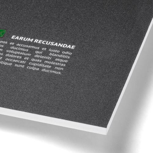 Panel de espuma suave con forma personalizable.