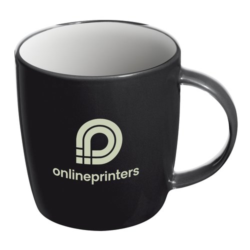 Taza de cermica negra con asa.