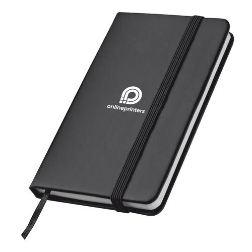 Cuaderno negro con goma el�stica y cinta marcap�ginas.