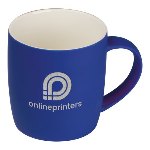 Taza de cermica azul con forma redondeada y asa.
