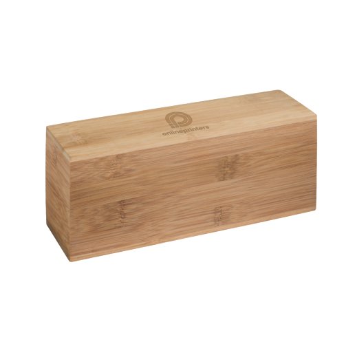 Caja de t de madera marrn con tapa.