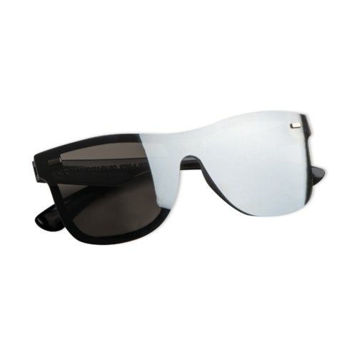 Gafas de sol de plstico negro con lentes de espejo.