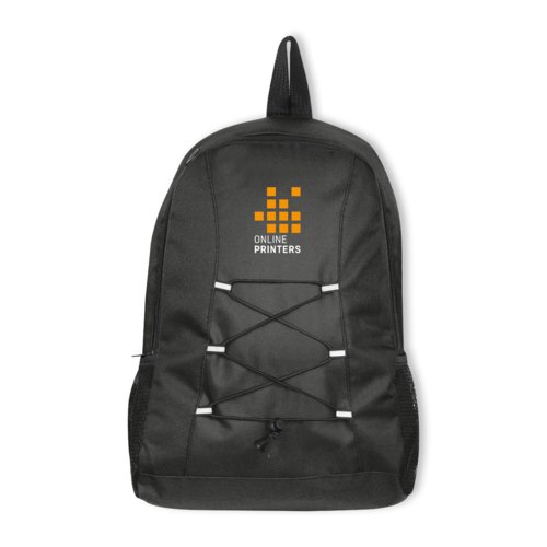 Mochila negra con cierre de cordn y bolsillos laterales.