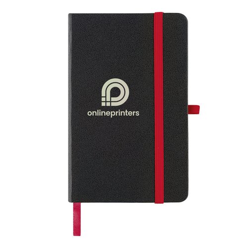 Cuaderno rojo con cierre elstico y marcapginas de cinta.