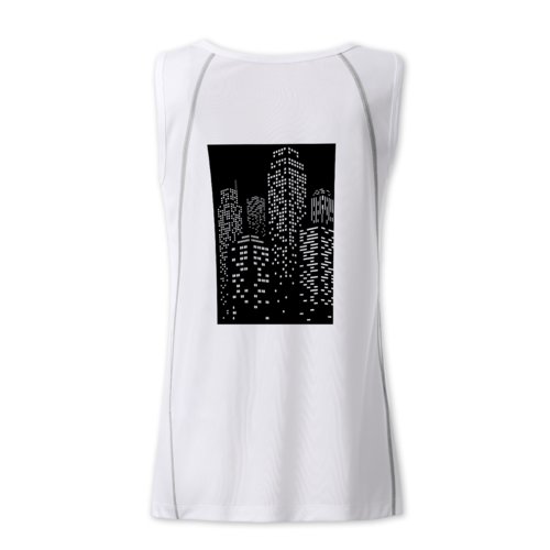 Camiseta de tirantes blanca de polister para mujer con corte deportivo.