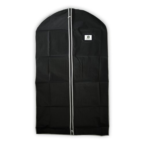 Funda de ropa negra con cremallera.