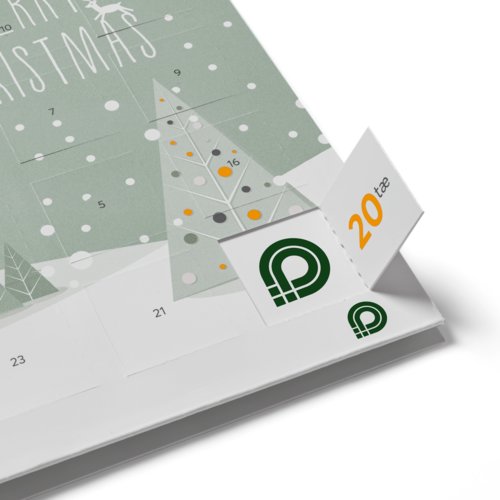 Calendario de adviento de papel con puertas abatibles.