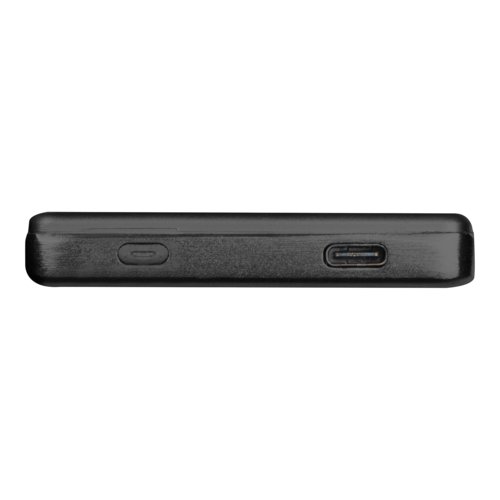 Batera externa negra con puertos USB.