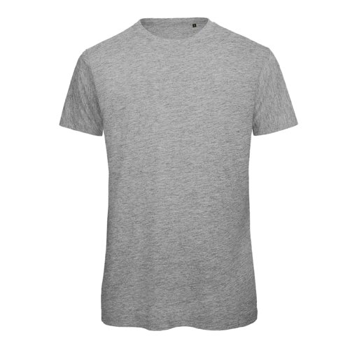 Camiseta gris de algodn con mangas cortas y cuello redondo.