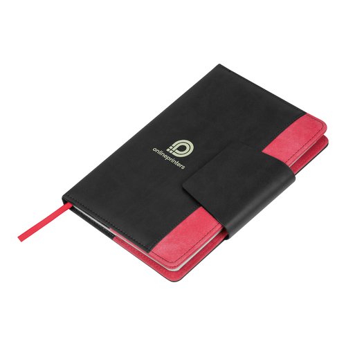 Cuaderno rojo con tapa dura y marcapginas.