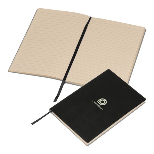 Cuaderno negro de tapa dura con marcapginas.