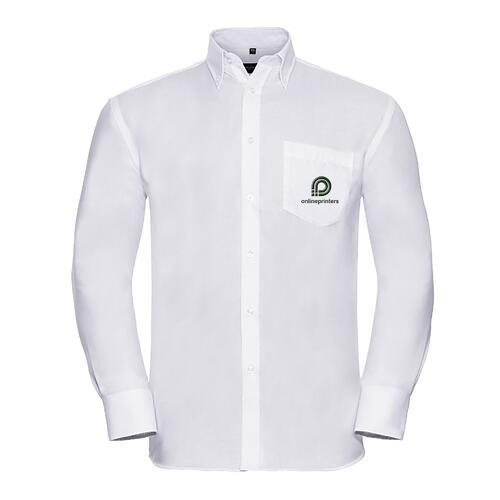 Camisa blanca de tela para hombre con mangas largas y tapeta de botones.