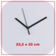 Reloj de pared blanco con esfera completa y manecillas.
