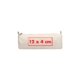 Estuche beige de tela con cremallera.