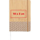 Cuaderno con tapa de bamb y goma elstica.